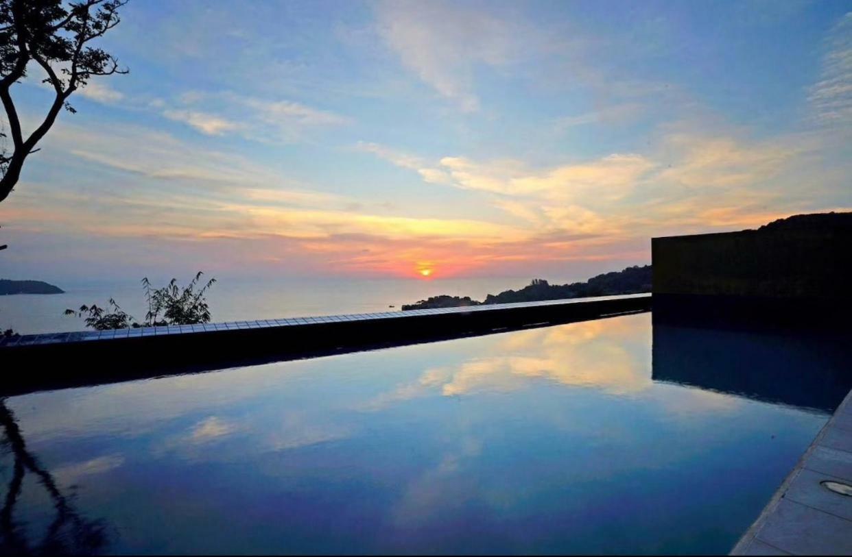 Grand Bleu Ocean View Pool Suite Камала-Біч Екстер'єр фото